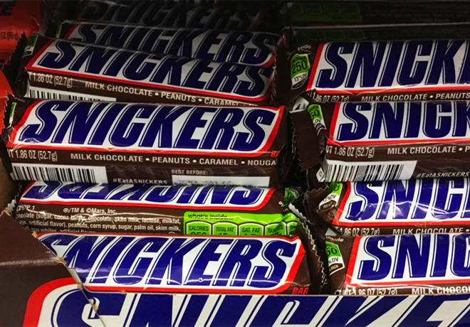 *NEW* $0.75 Off Snickers Single Bars Coupon (Only $0.41 at Walmart!)