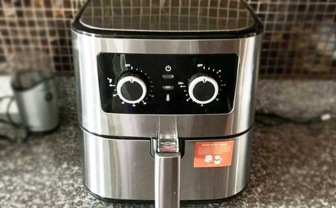 Insignia 5-Quart Air Fryer $34