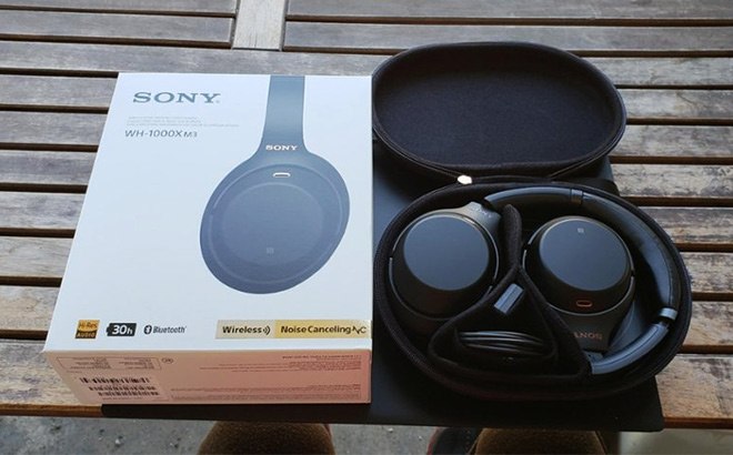 Sony Noise Canceling Headphones $150 (Reg $350) – Refurbished | Free ...