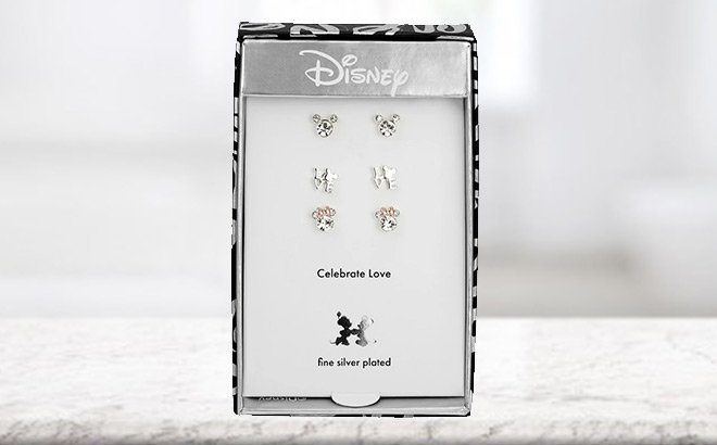 Disney Mickey & Minnie Earring Set $16