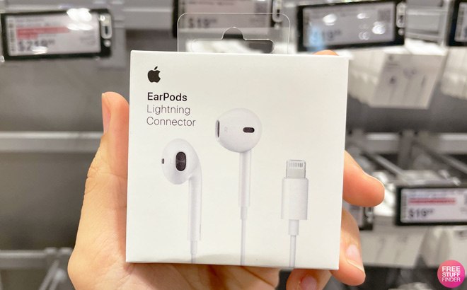 Apple EarPods JUST $14 at Amazon!
