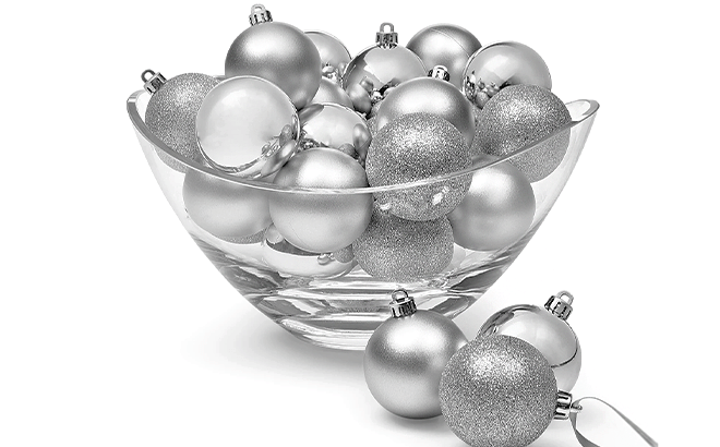 Christmas Ornament 30-Piece Set $6.79