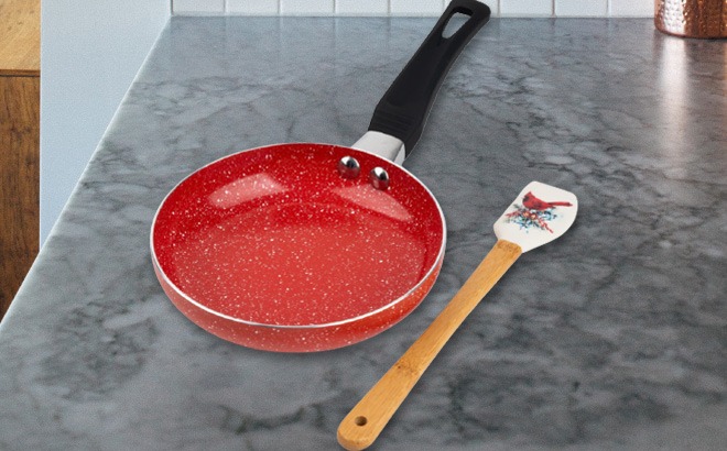 Mini Fry Pan & Spatula Set $7.99!