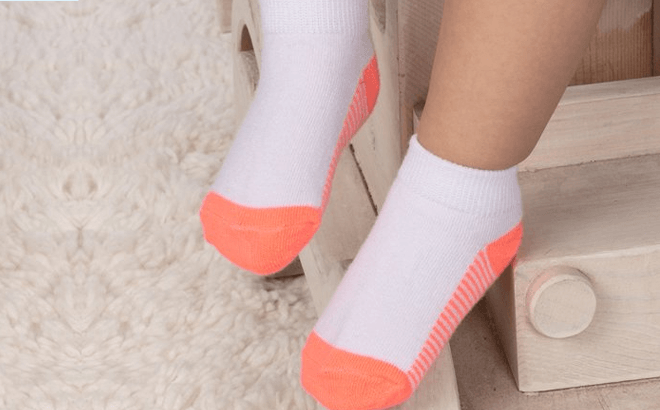 Fruit of the Loom Girls Socks 20-Pack $11.70