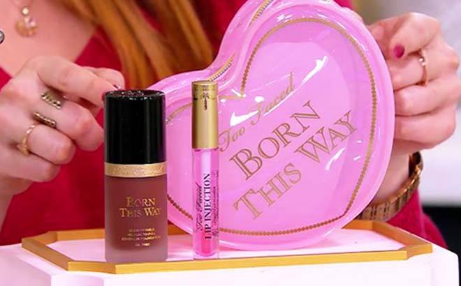Too Faced Born This Way Set $25