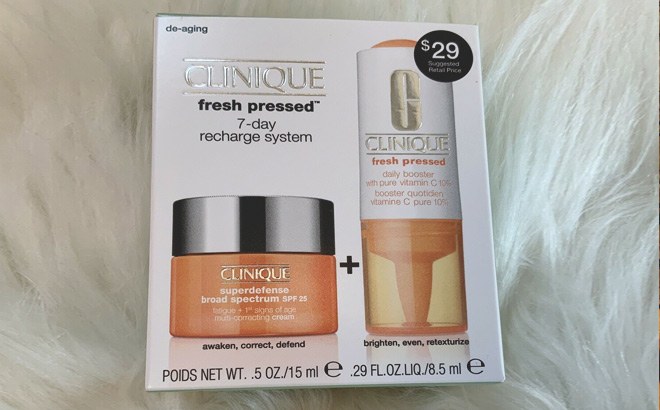 Clinique 2-Piece Skincare Set $15