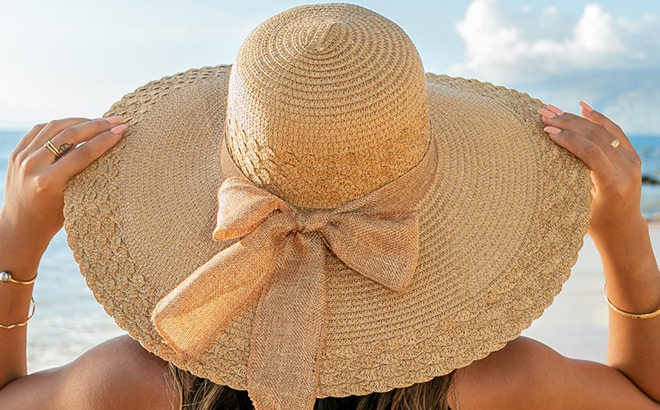 Scallop Edge Sunhat $17.99 Shipped