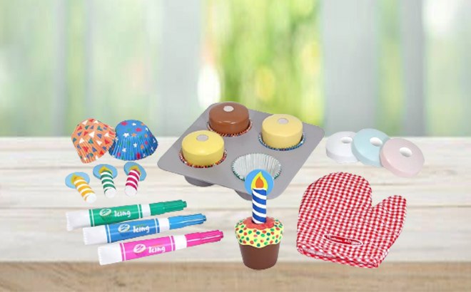 Melissa & Doug Cupcake Set $16