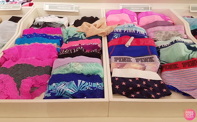 Victoria's Secret PINK - Sleigh All Day! Issa panty party 💃 All