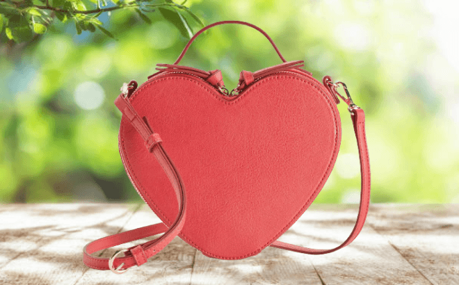 lauren conrad heart bag