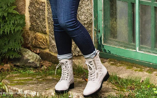 white mountain combat boots