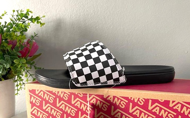 VANS Slides $11