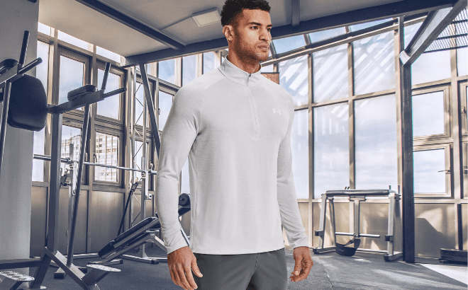 Under Armour Men's Pullover $19.99