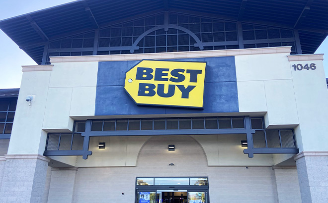 Best Buy Holiday Gift Center - Gift Ideas Under $30!