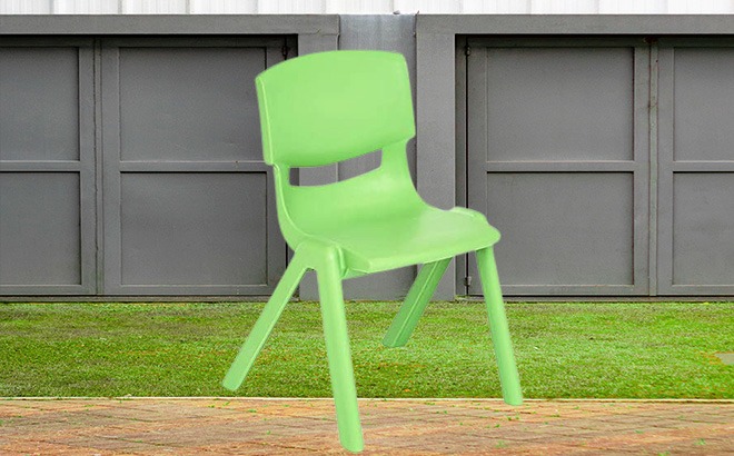 Kids Chairs 6-Pack $26 Shipped