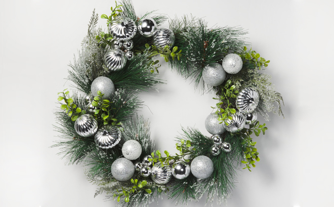 Christmas Wreath $7