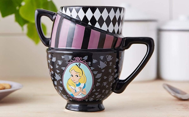 Disney Alice in Wonderland Tea Mug $13