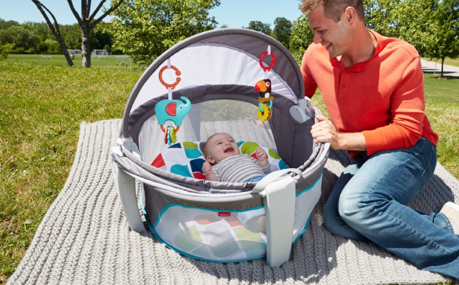 Fisher-Price Portable Bassinet $65 Shipped