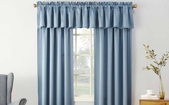 Sun Zero Barrow Blackout Curtain Single Panel