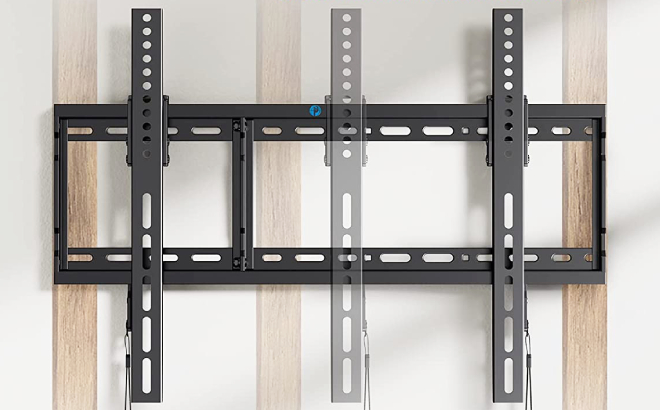 Tilting TV Wall Mount $14.99 (Reg $40)