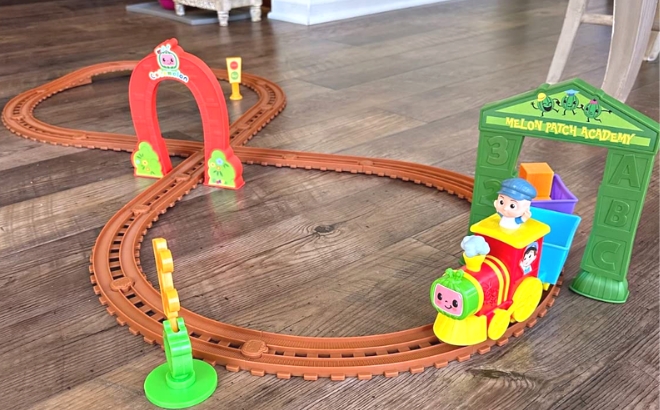 CoComelon All Aboard Musical Train with Bonus Pieces