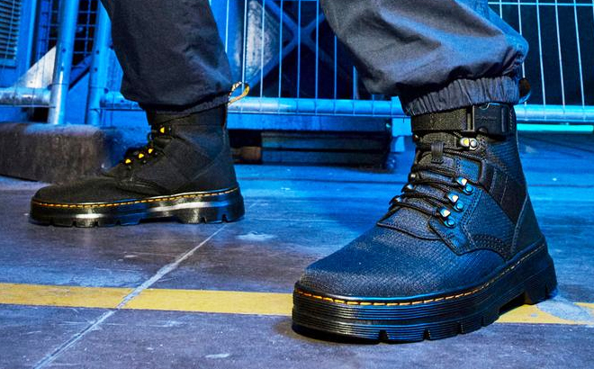 Dr Martens Mens Combs Tech Combat Boots