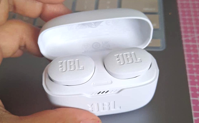 JBL Tune True Wireless In Ear Noise Cancelling Headphones