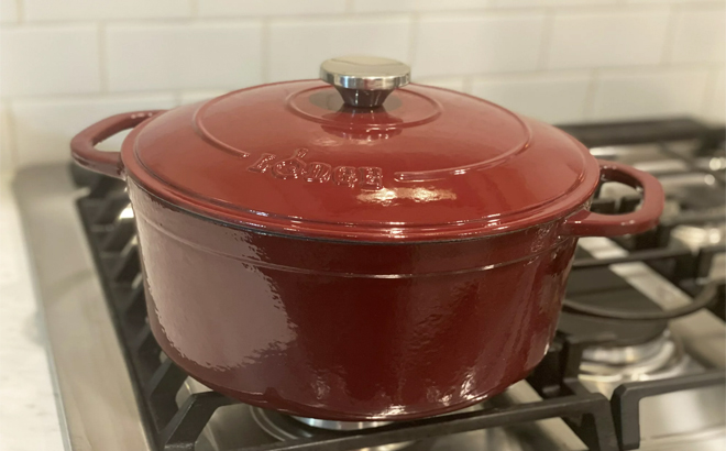 Lodge Cast Iron Dutch Oven