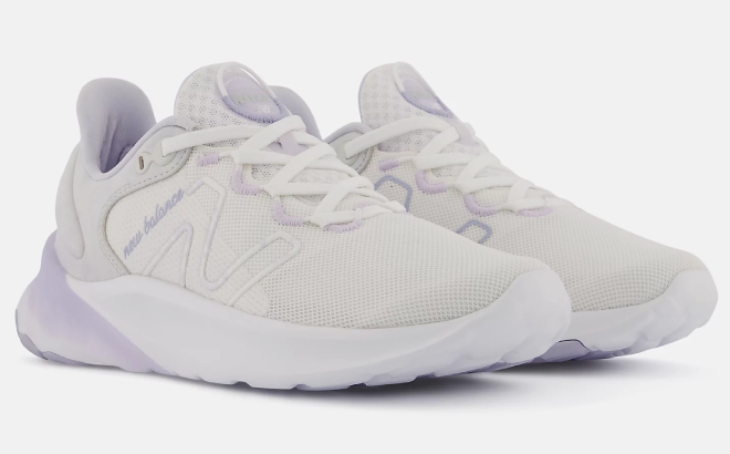 New Balance Womens Fresh Foam Roav v2 Shoes 1