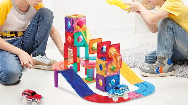 PicassoTiles 108 Piece Magnetic Marble Run Building Set