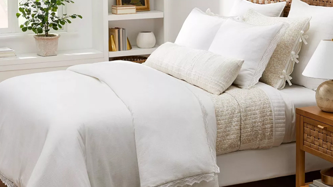 Threshold FullQueen Comforter Sham Set1