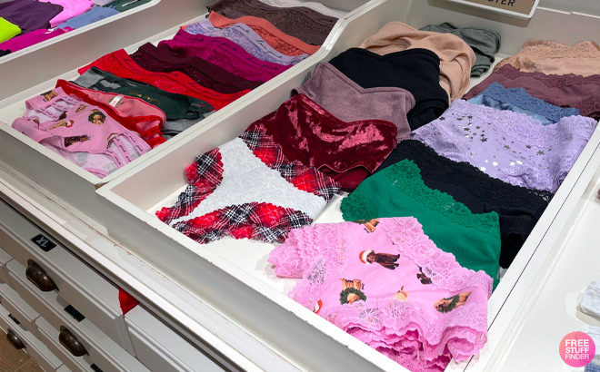 Don't miss out! Today (3/27) is your last chance to score 10 for $40 PINK  Panties in stores & online.