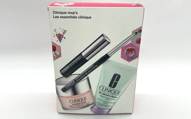 Clinique Skincare and Makeup 4 Piece Set1