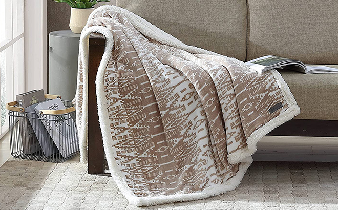 Eddie Bauer Ultra Plush Collection Throw Blanket