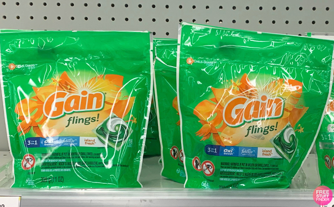 Gain Flings 16 Pacs on Shelf at Walgreens