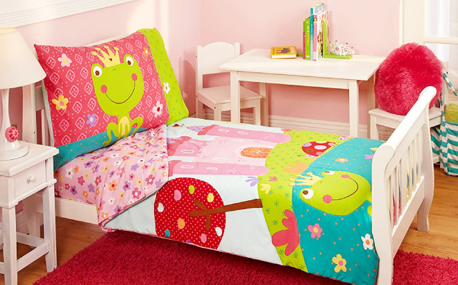 Kids 4 Piece Bedding Set in Fairytale Color