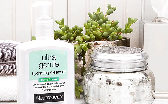 Neutrogena Ultra Gentle Hydrating Daily Facial Cleanser