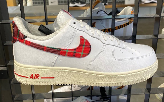 Nike Air Force 1 Mens Shoes White and Plaid