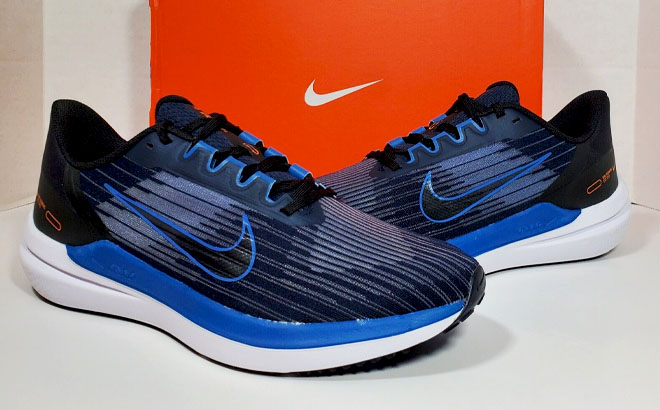 Nike Winflo 9 Mens Running Shoes in Blue