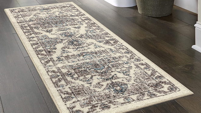 Persian Distressed Rectangular Indoor Rug