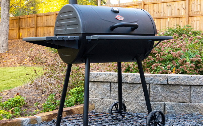 Char Griller Super Pro Charcoal Grill