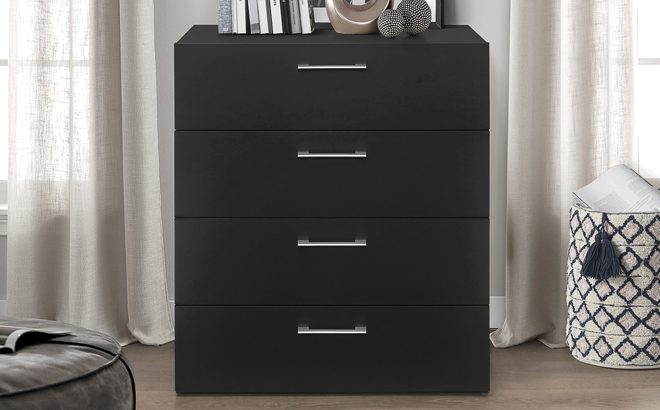 Hillsdale Living Essentials Lundy 4 Drawer Dresser in Black Color