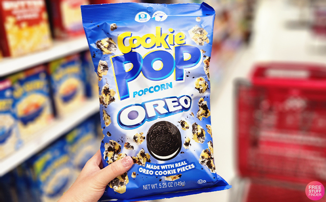 Person Holding Cookie Pop Oreo Popcorn