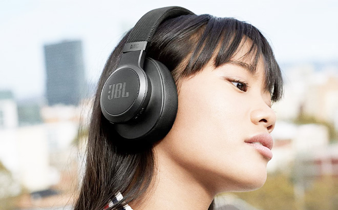 JBL Live Wireless Over Ear Noise Cancelling Headphones