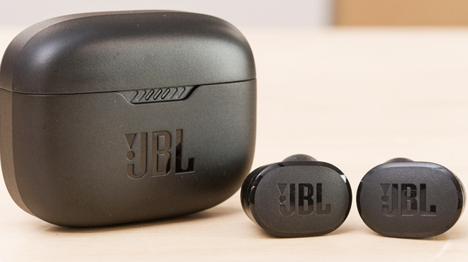 JBL Tune True Wireless Headphones in Black