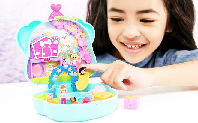 Polly Pocket Compact Playset Doggy Birthday Bash