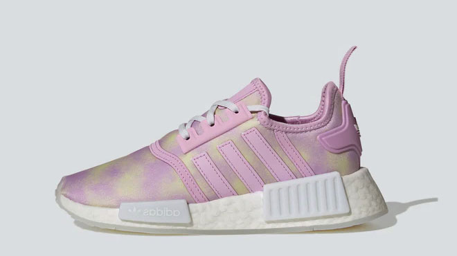 Adidas Kids Nmd r1 Shoes in bliss lilac