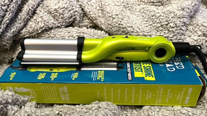 Bed Head Wave Artist Deep Waver in Green Color