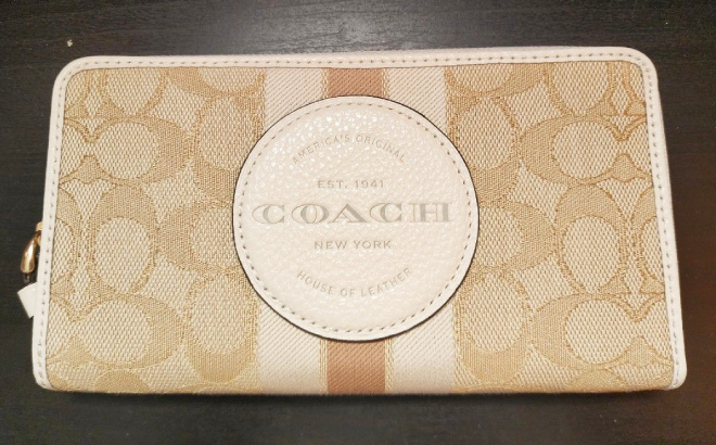 Coach Outlet Dempsey Large Phone Wallet