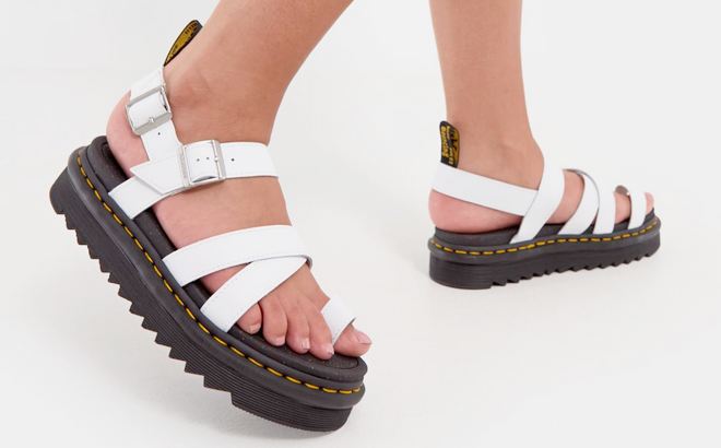 Dr Martens Avery Sandal